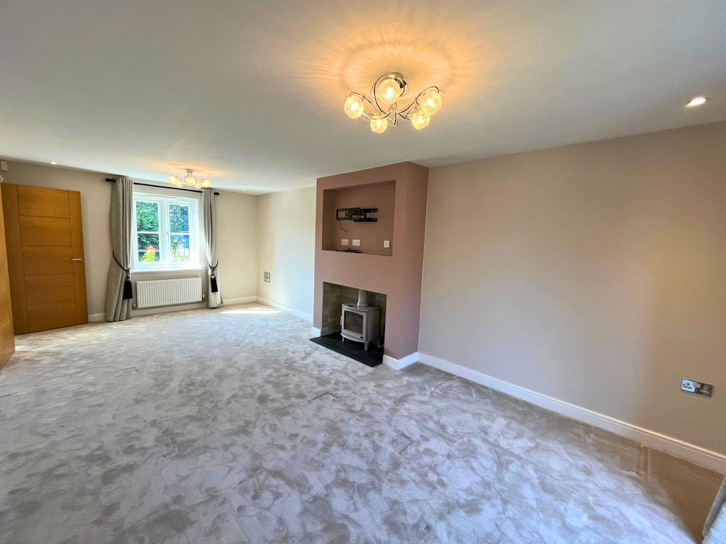 Harrow Drive Headley